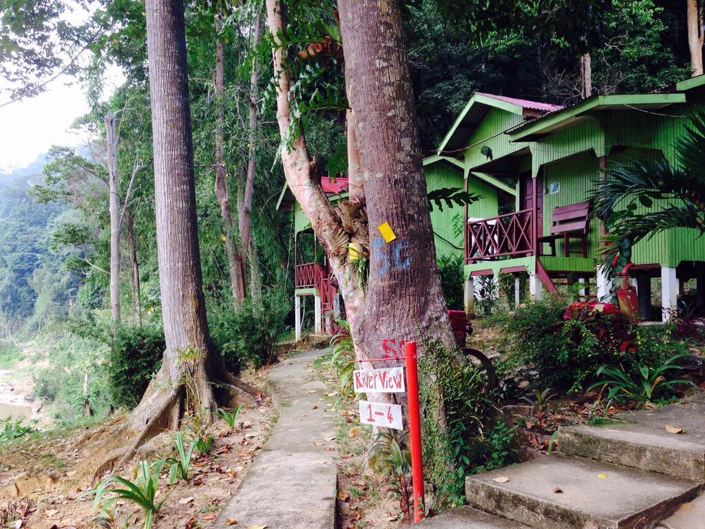 Nusa Holiday Village Jerantut Bagian luar foto