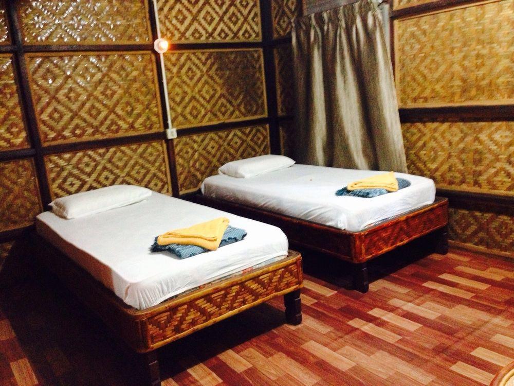 Nusa Holiday Village Jerantut Bagian luar foto