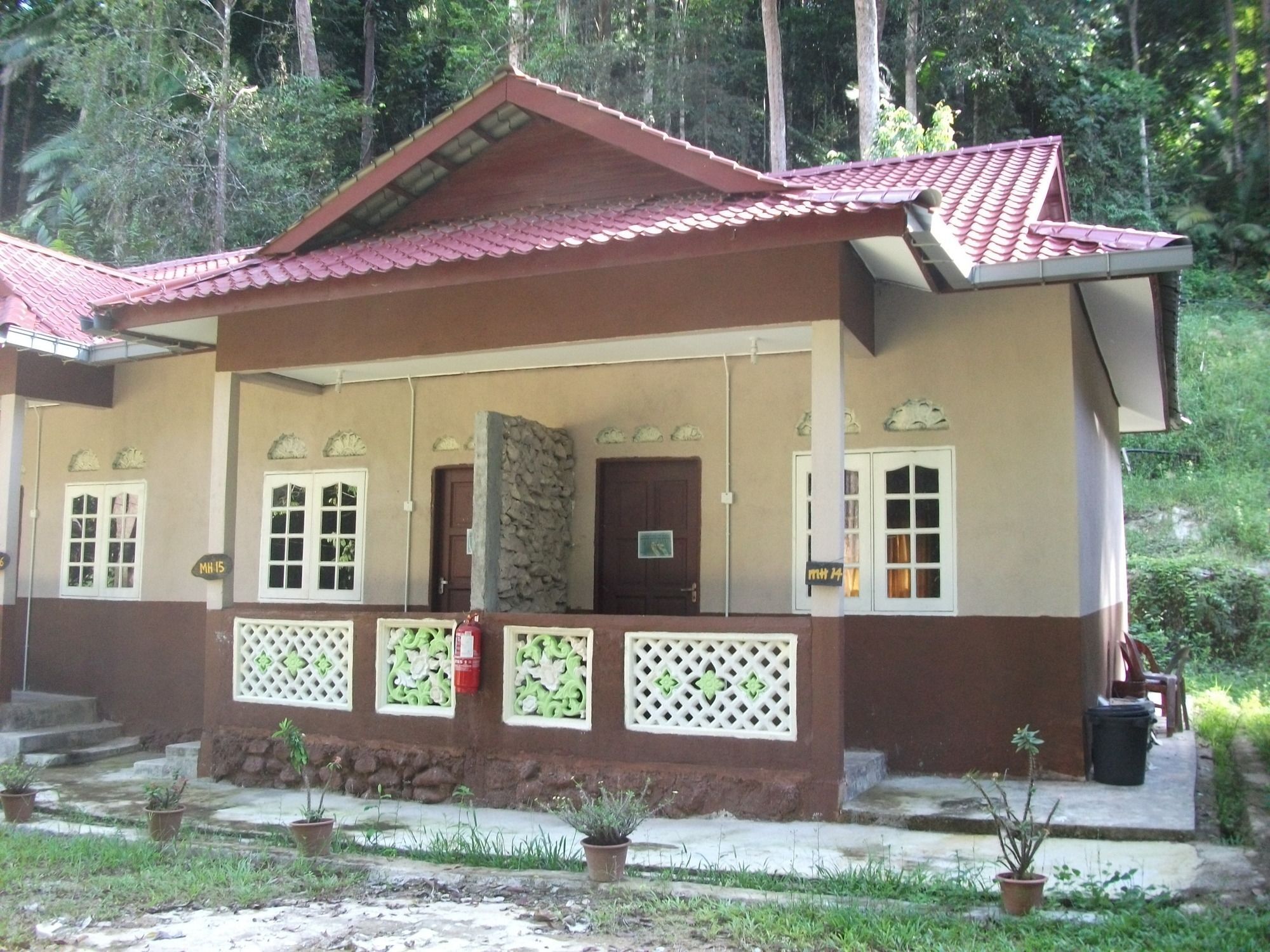 Nusa Holiday Village Jerantut Bagian luar foto
